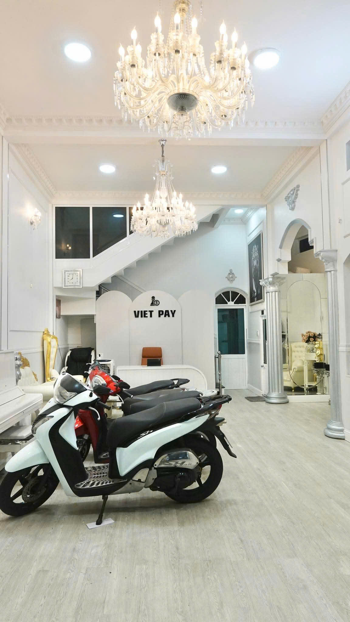 Không gian cửa hàng Cầm Đồ Viet Pay hỗ trợ cầm xe máy, ô tô, điện thoại